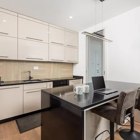 Exclusive Soho Center With Pool And Terrace 아파트