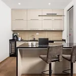 Exclusive Soho Center With Pool And Terrace *