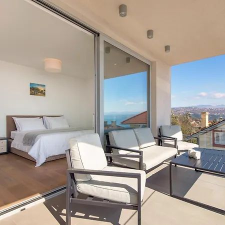 Exclusive Soho Center With Pool And Terrace Abbazia