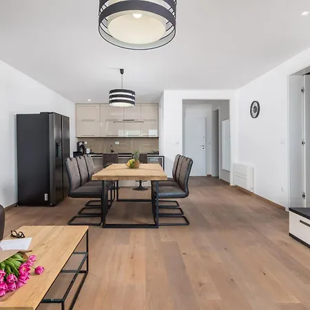 Exclusive Soho Center With Pool And Terrace Apartamento Opatija
