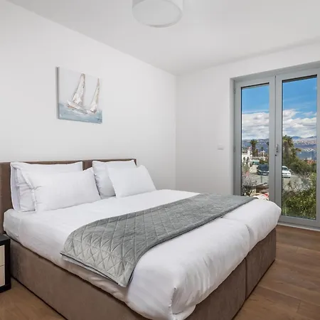 Exclusive Soho Center With Pool And Terrace Apartamento Opatija
