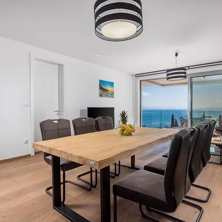 Exclusive Soho Center With Pool And Terrace
